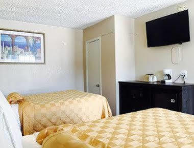 Executive Inn & Kitchenette Suites-イーグル・パス エクステリア 写真